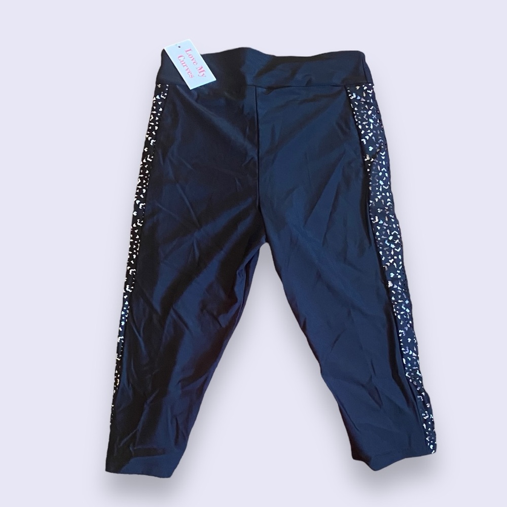 NWT Love My Curves Athletic Crop Leggings Yoga Athleisure SZ S